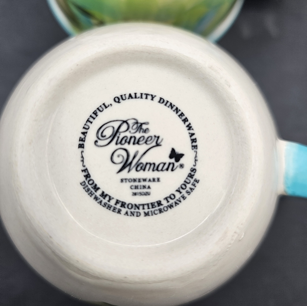 The Pioneer Women Flea Market Vintage Bloom mugs (2) - Picture 5 of 7